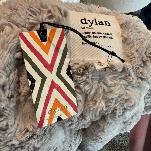 Dylan vest brand new - Picture 2 of 5